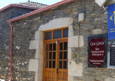 Albergue Casa García _ Camino Francés _ Portomarín • 1
